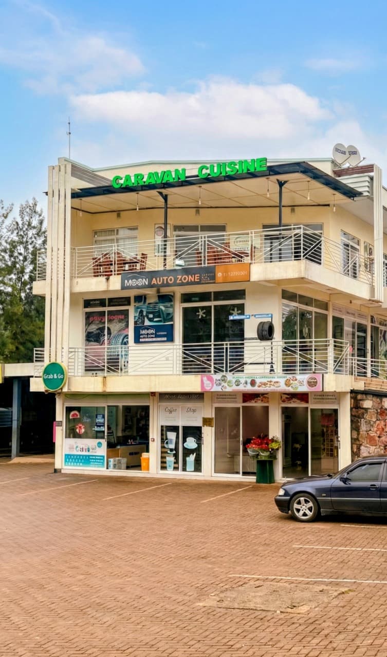 Caravan Cuisine Night View